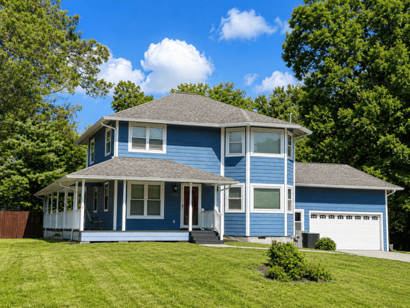 This image is by Powell Auction & Realty.