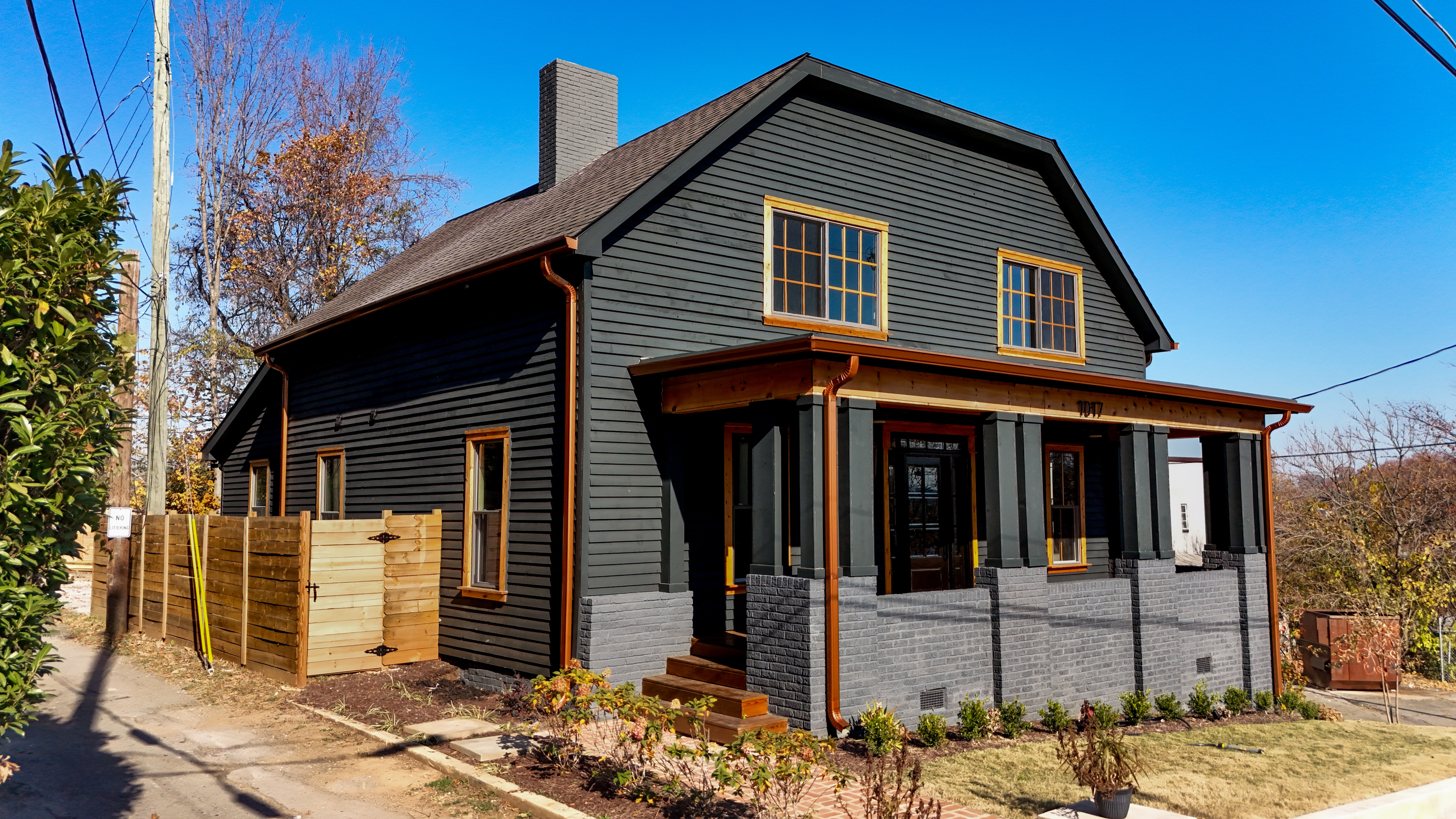 This image is by Powell Auction & Realty.