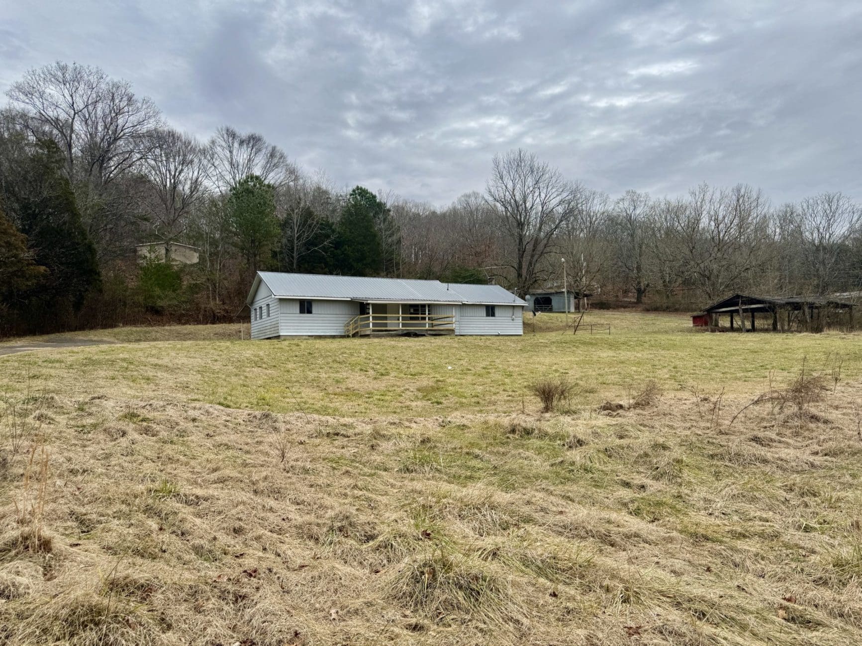 This image is by Powell Auction & Realty.