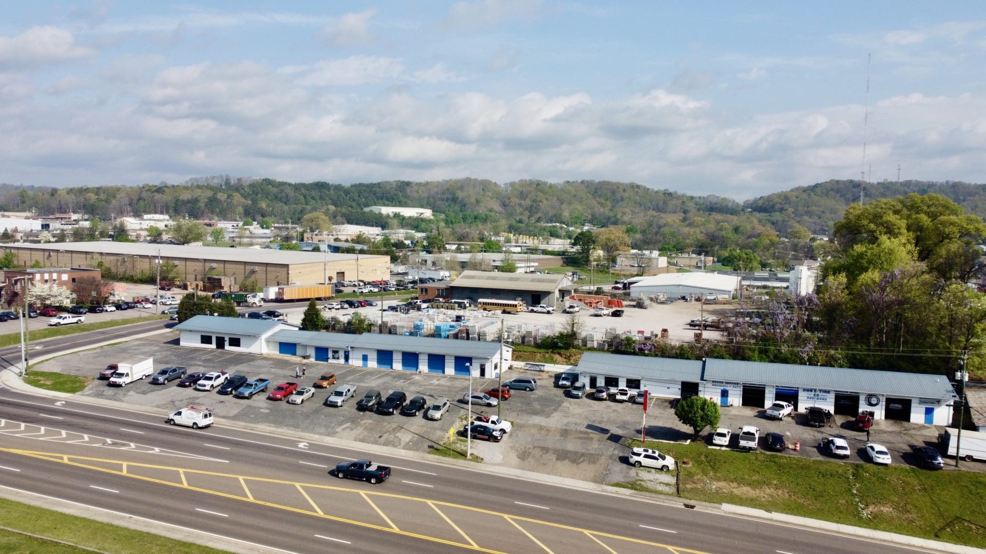 This image is by Powell Auction & Realty.