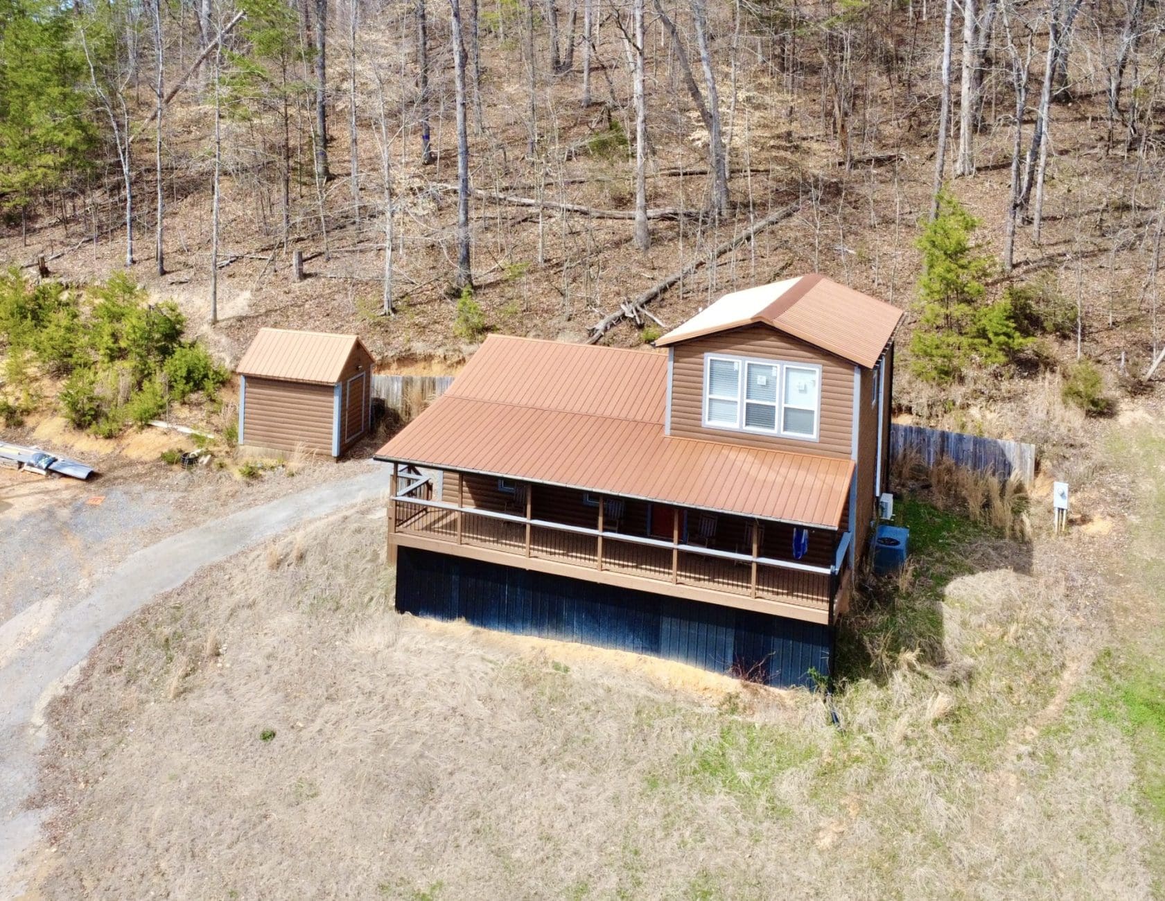 This image is by Powell Auction & Realty.