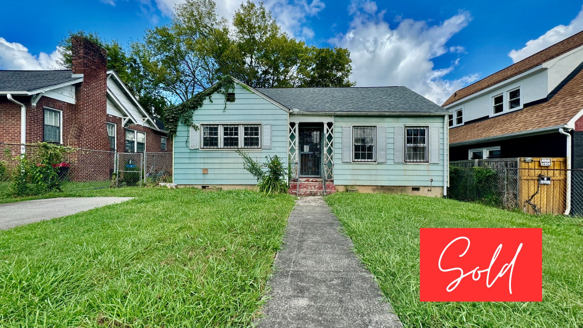 This image is by Powell Auction & Realty.