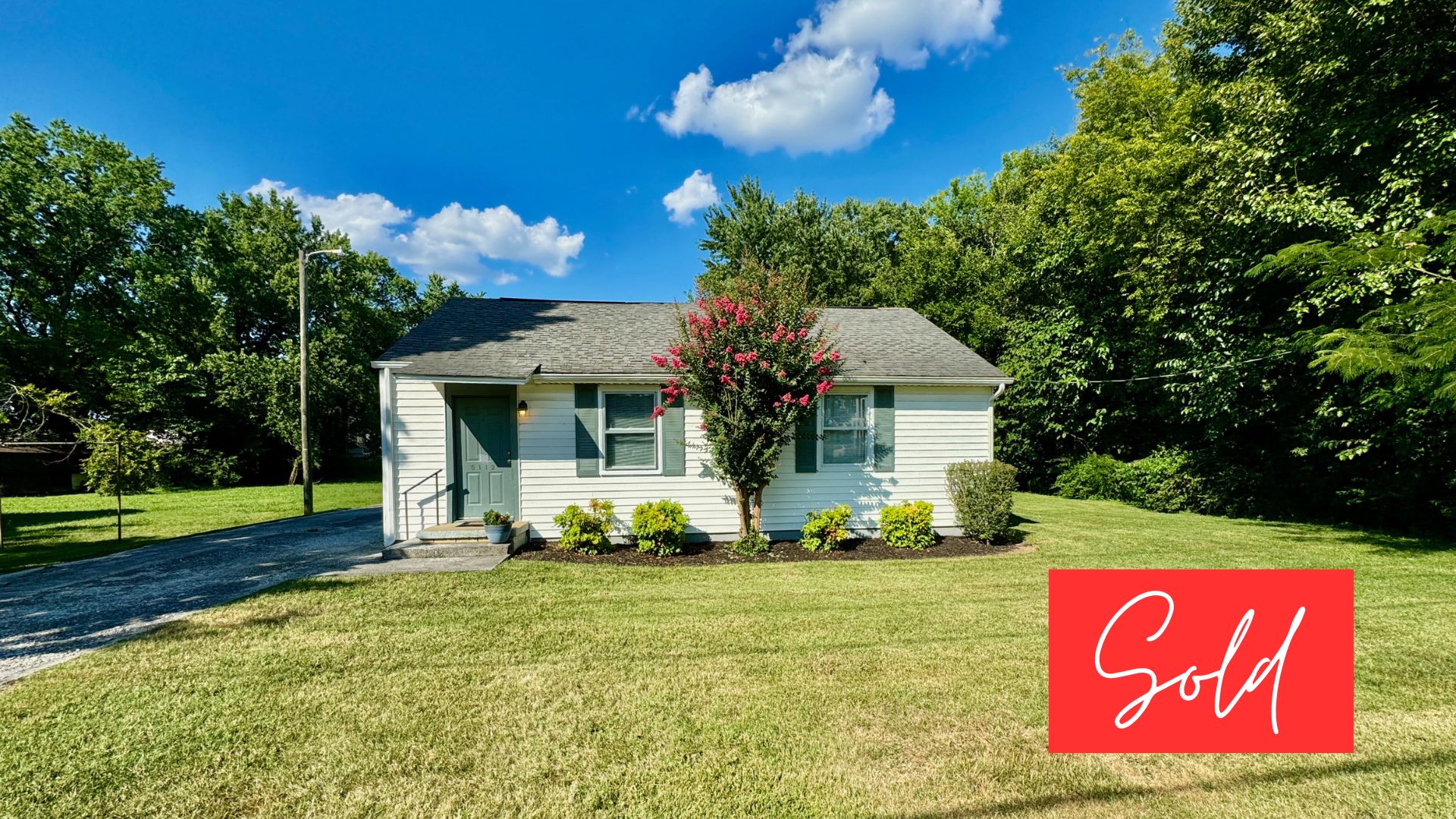This image is by Powell Auction & Realty.