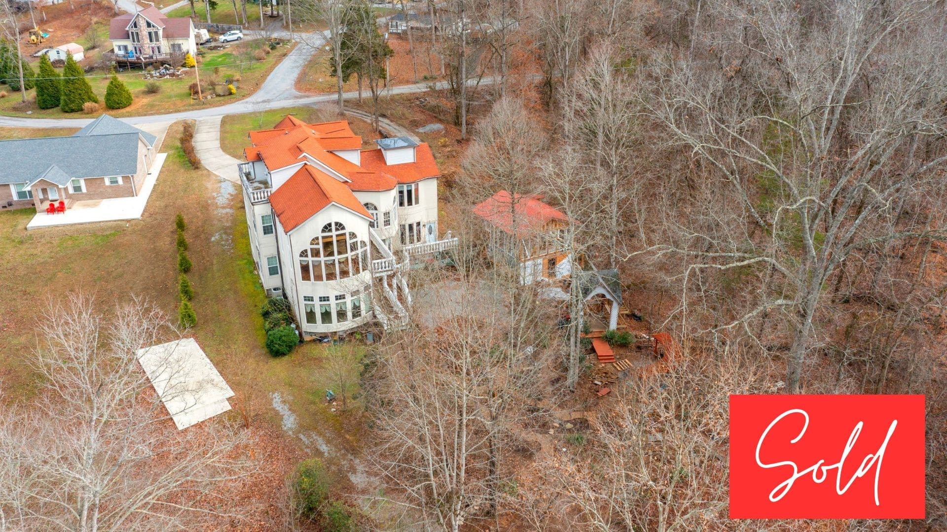 This image is by Powell Auction & Realty.