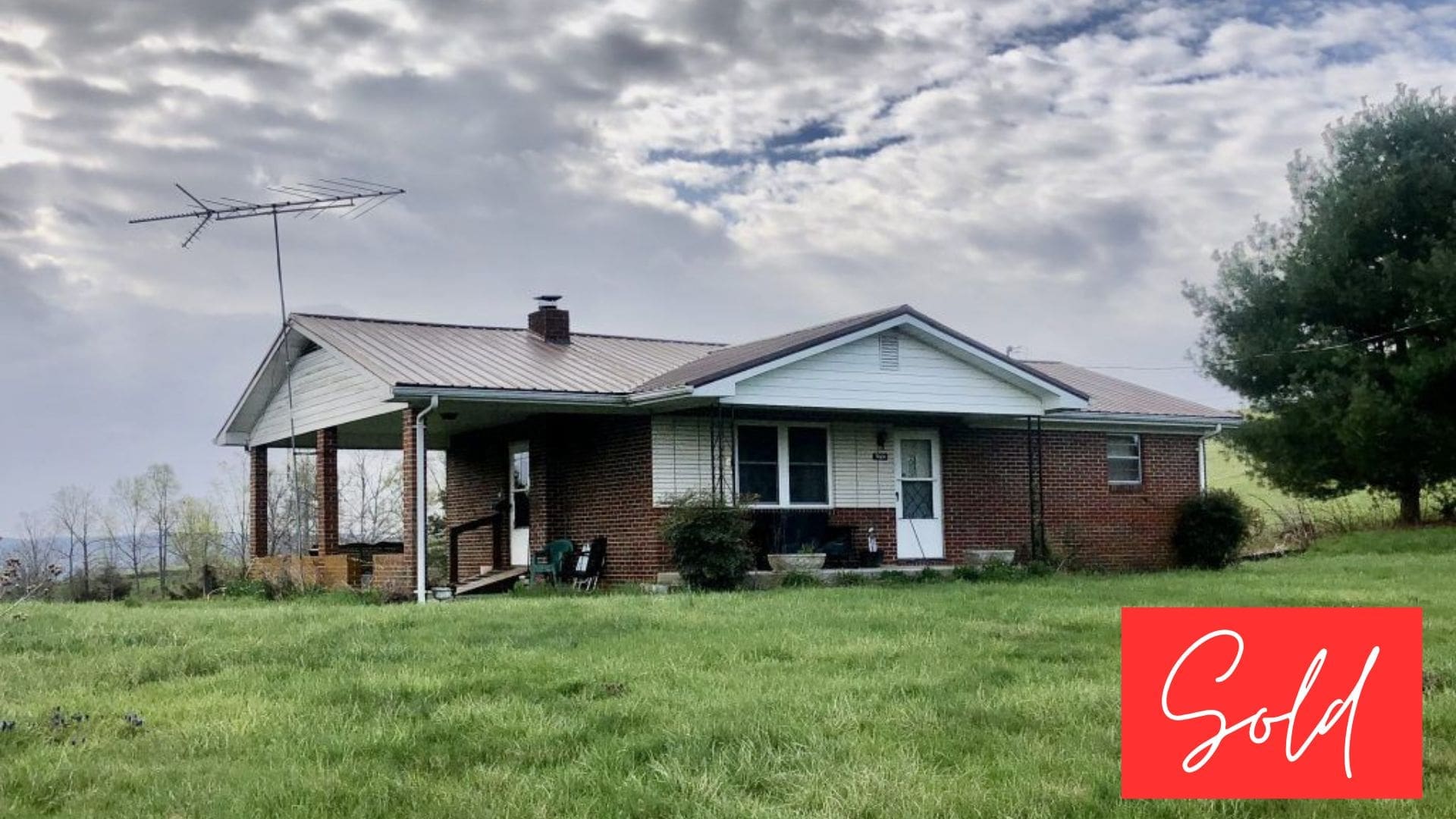 This image is by Powell Auction & Realty.