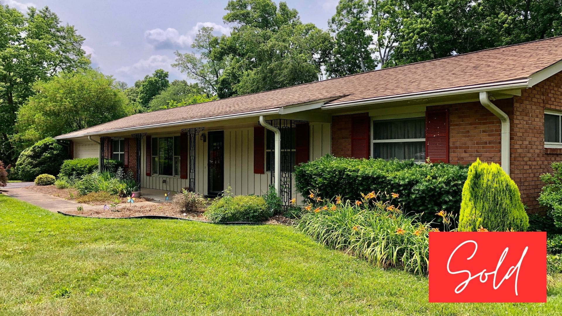 This image is by Powell Auction & Realty.