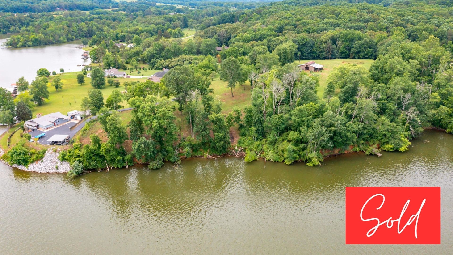 This image is by Powell Auction & Realty.