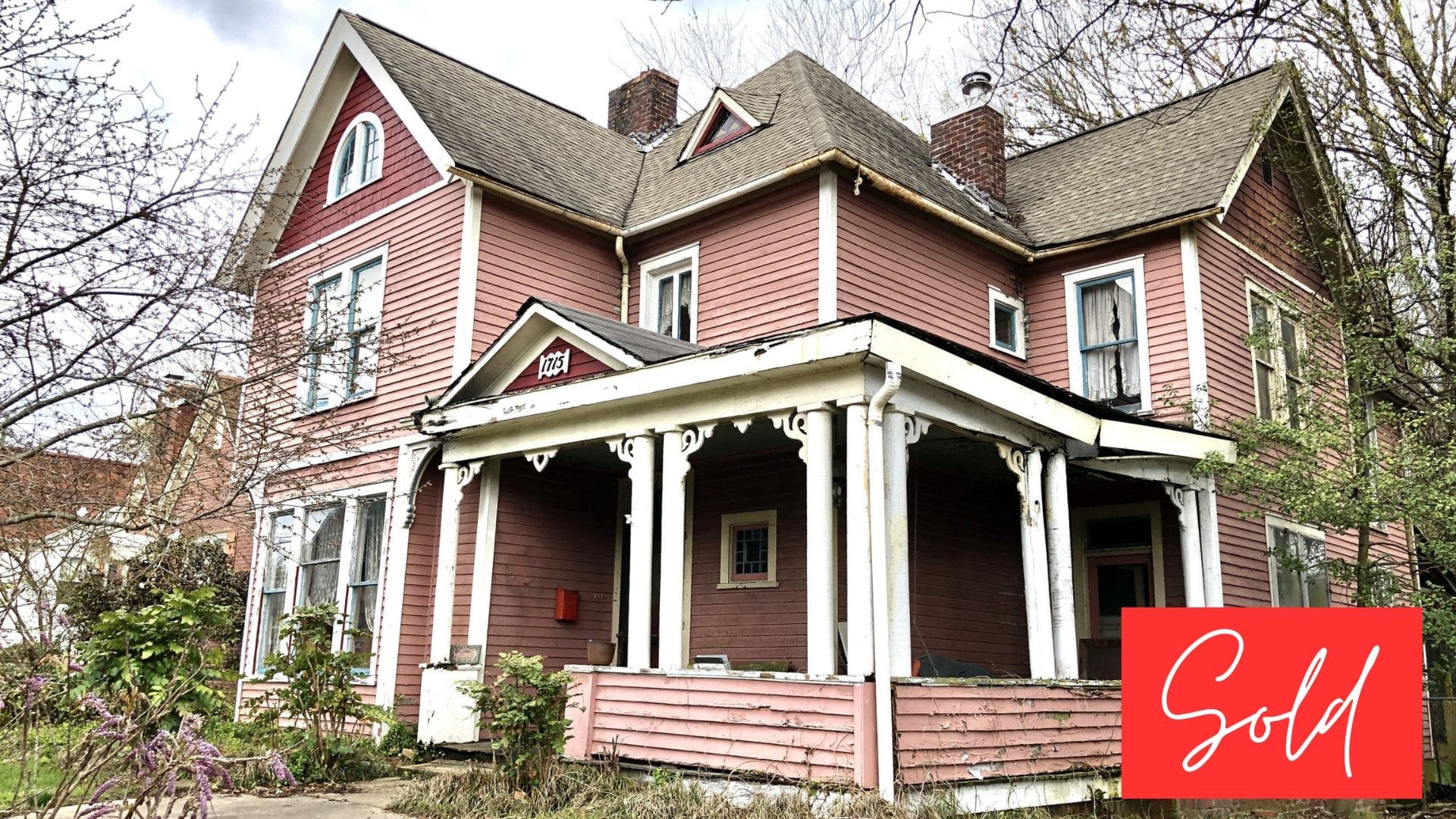 This image is by Powell Auction & Realty.