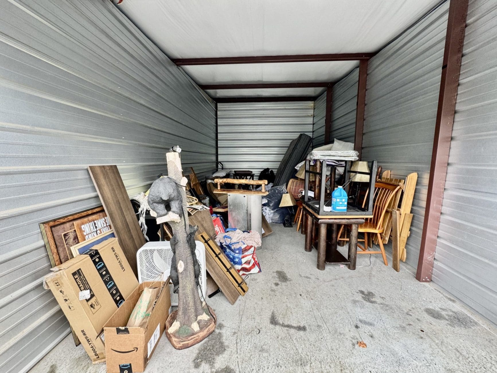 This image is by Powell Auction & Realty.