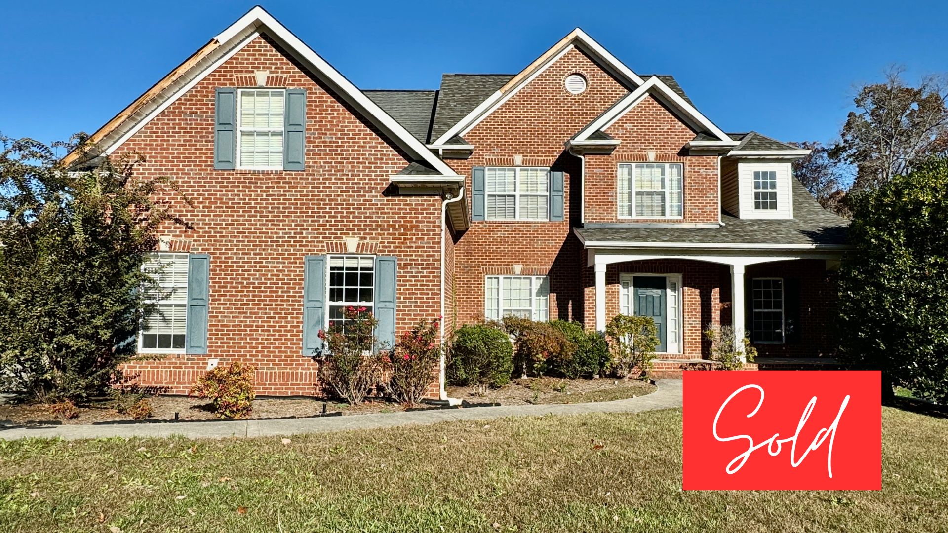 This image is by Powell Auction & Realty.